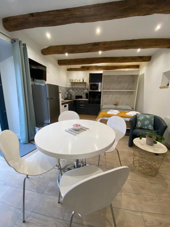 A La Memoire De Merlin & Spa Saint-Malon-sur-Mel 외부 사진
